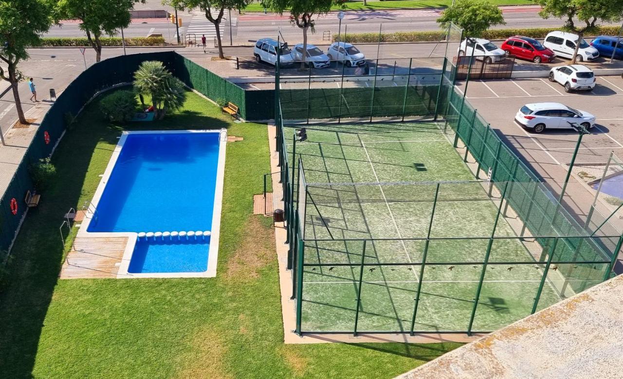 Apartamento diseño con jardín privado a 100 metros del mar Torredembarra Exterior foto